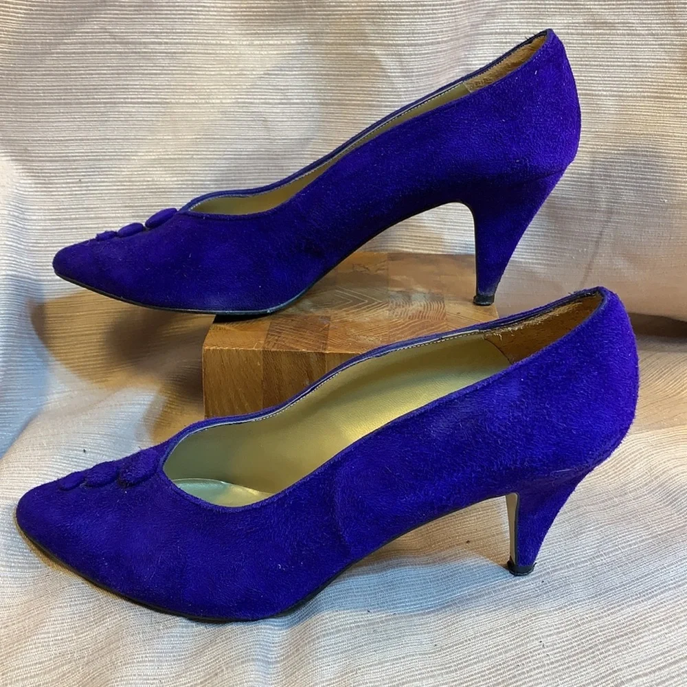 Morgan Taylor Old Hollywood leather vintage pumps